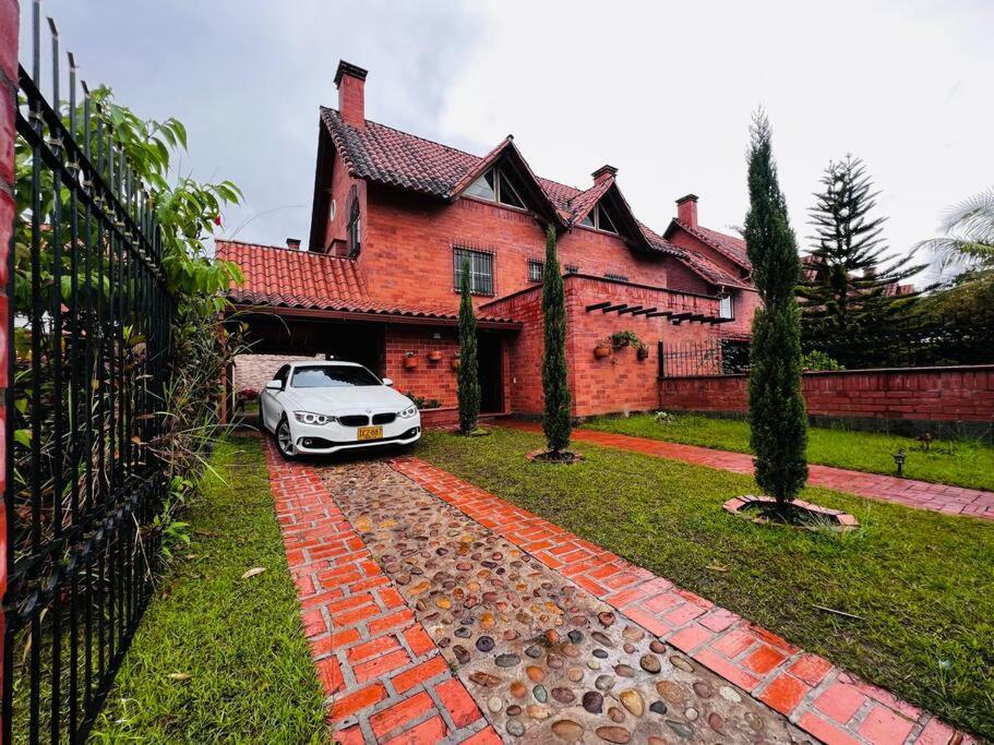 Вилла Hermosa Casa , Con Parqueadero En Rionegro Cerca Al Aeropuerto Экстерьер фото