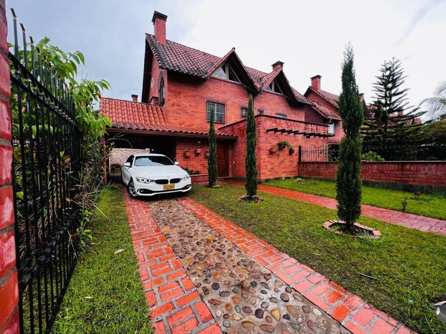 Вилла Hermosa Casa , Con Parqueadero En Rionegro Cerca Al Aeropuerto Экстерьер фото